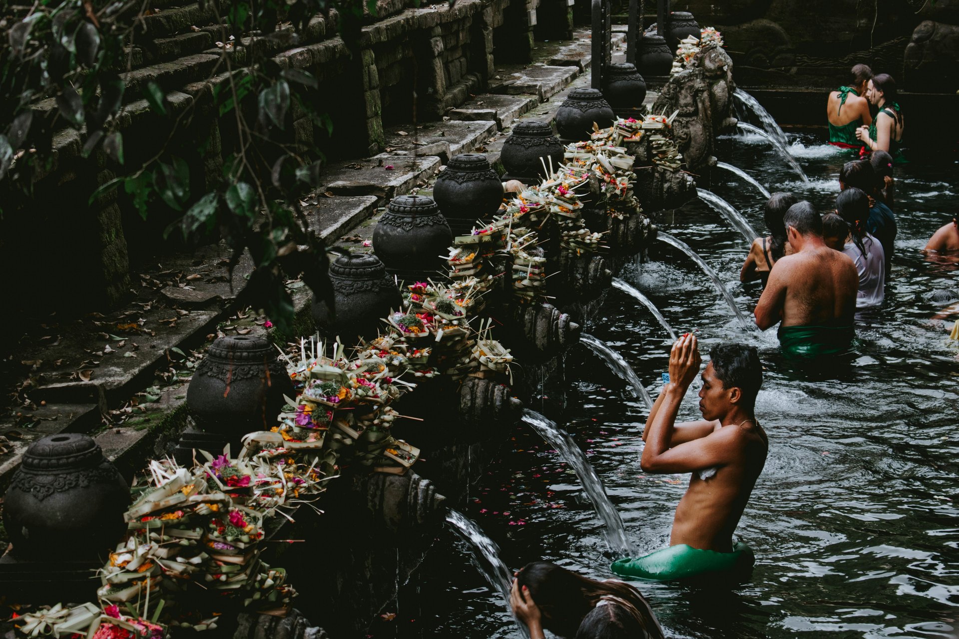 pura-tirta-empul-bali-indonesia-plans2pick-1773062064633.jpg